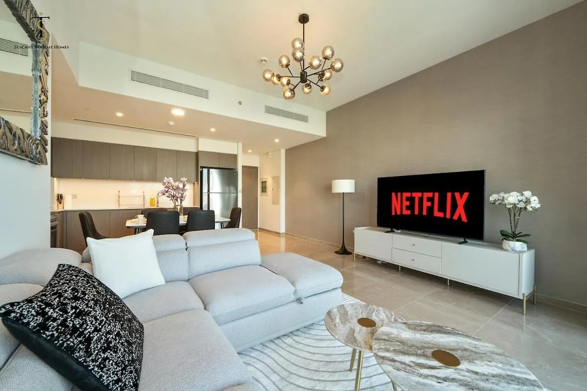Secluded Fountain View 2Br Grande - Downtown Apartment Dubai