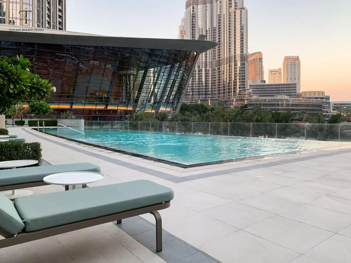 Secluded Fountain View 2Br Grande - Downtown Apartment Dubai